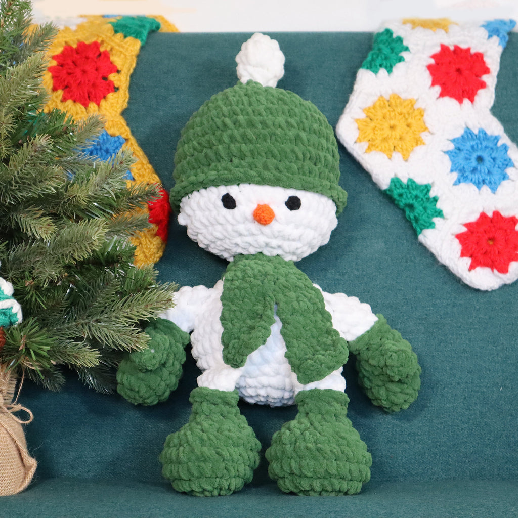 Knitty Critters - Make Christmas Crochet Kit - Jolly Snowman